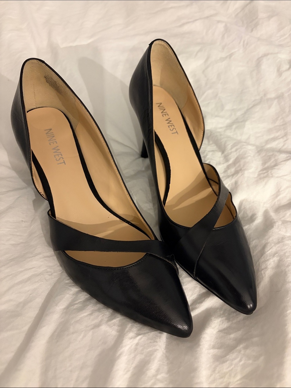 Nine West Black Leather Pointed D'Orsay Heels sz.6 1/2
